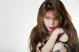 Thủy Tiên dịu dàng giữa thiên nhiên